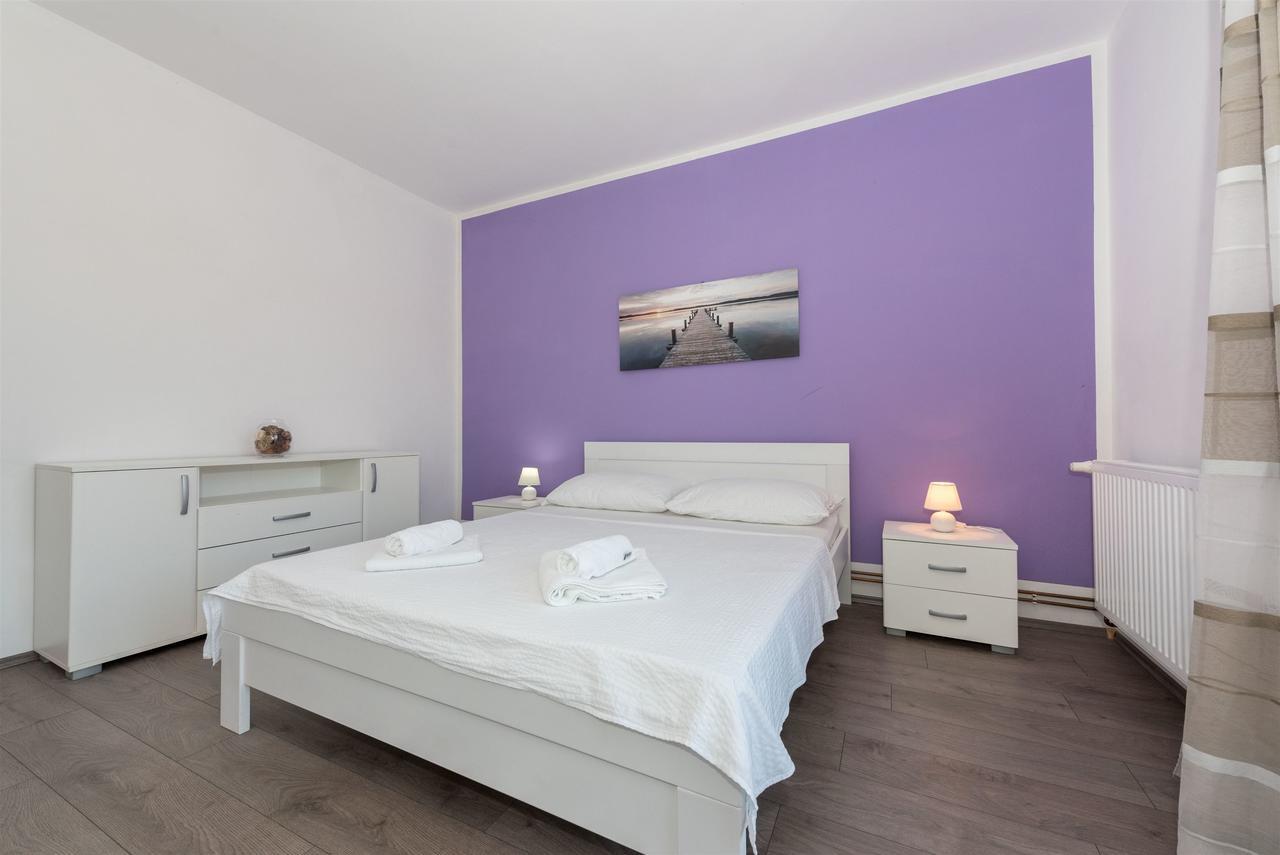 Apartments Snjezana Tisno Dış mekan fotoğraf