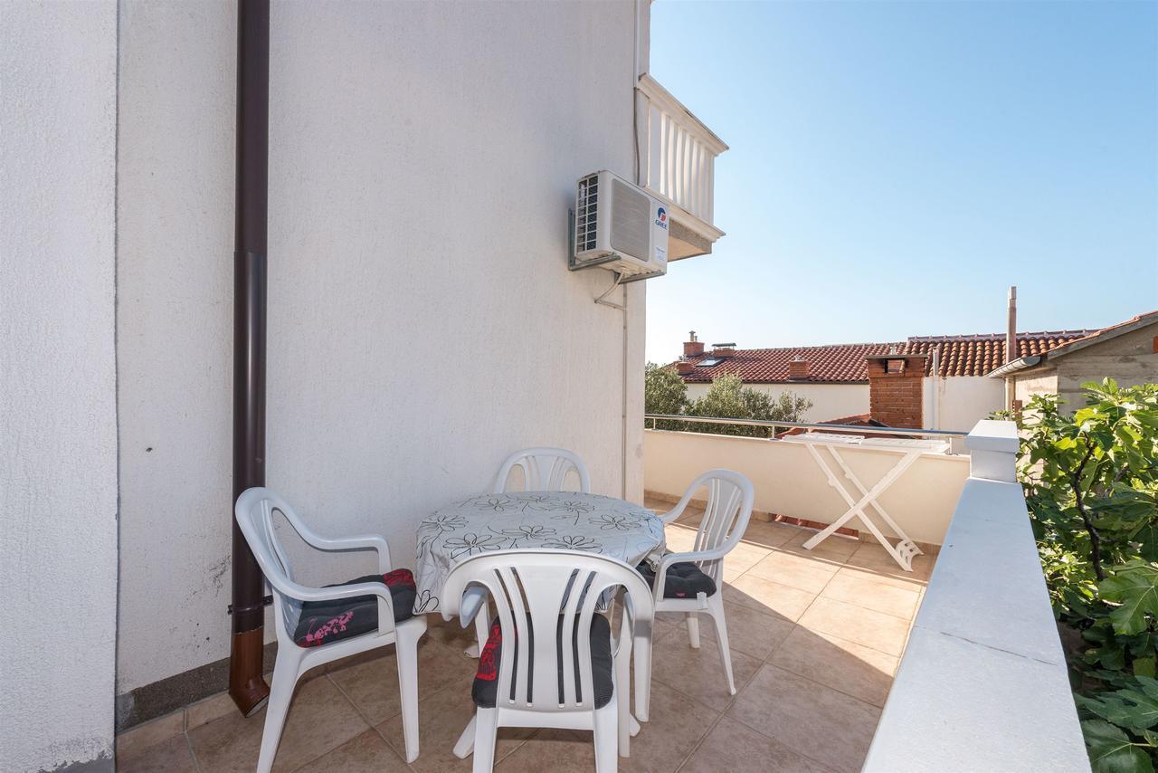 Apartments Snjezana Tisno Dış mekan fotoğraf