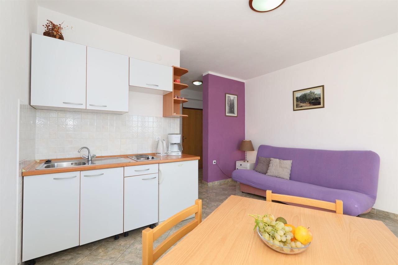Apartments Snjezana Tisno Dış mekan fotoğraf