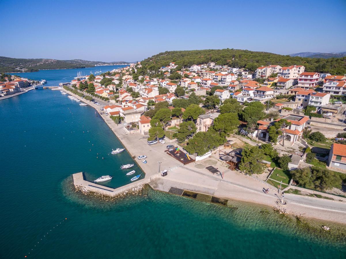 Apartments Snjezana Tisno Dış mekan fotoğraf