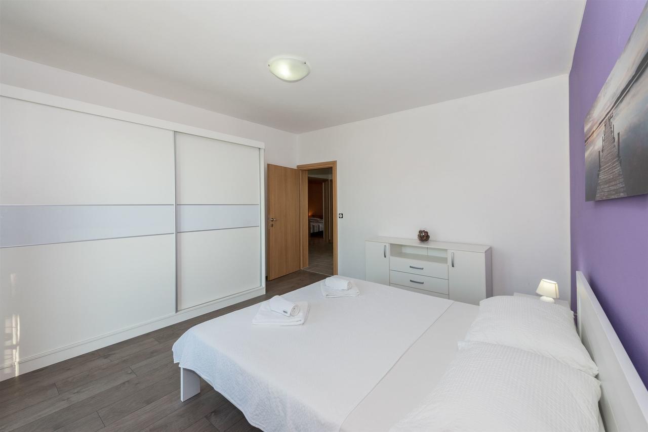 Apartments Snjezana Tisno Dış mekan fotoğraf