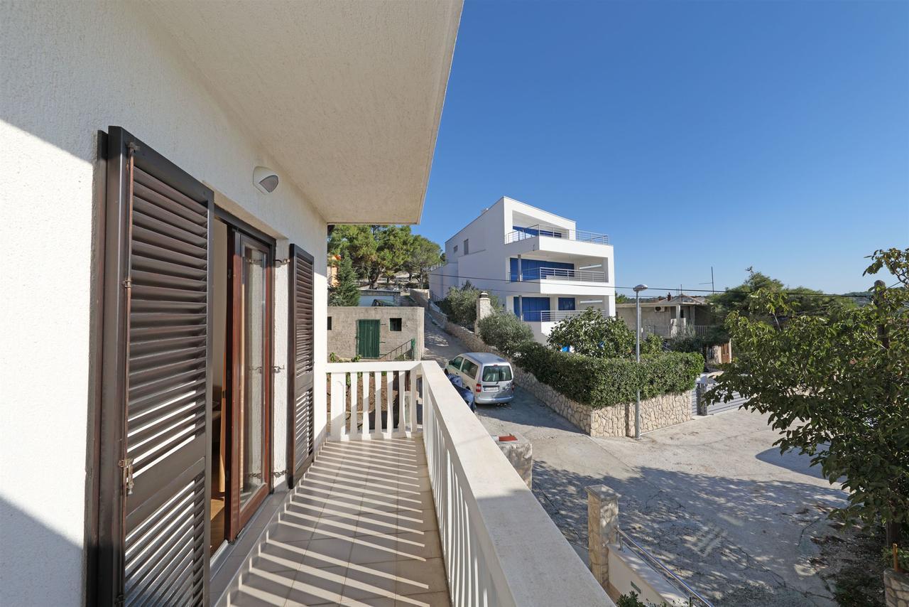 Apartments Snjezana Tisno Dış mekan fotoğraf