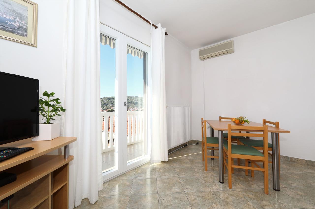 Apartments Snjezana Tisno Dış mekan fotoğraf