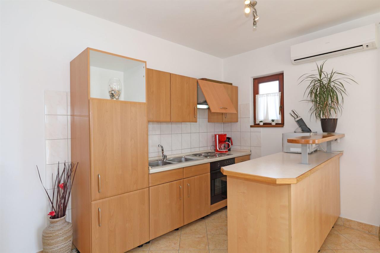 Apartments Snjezana Tisno Dış mekan fotoğraf